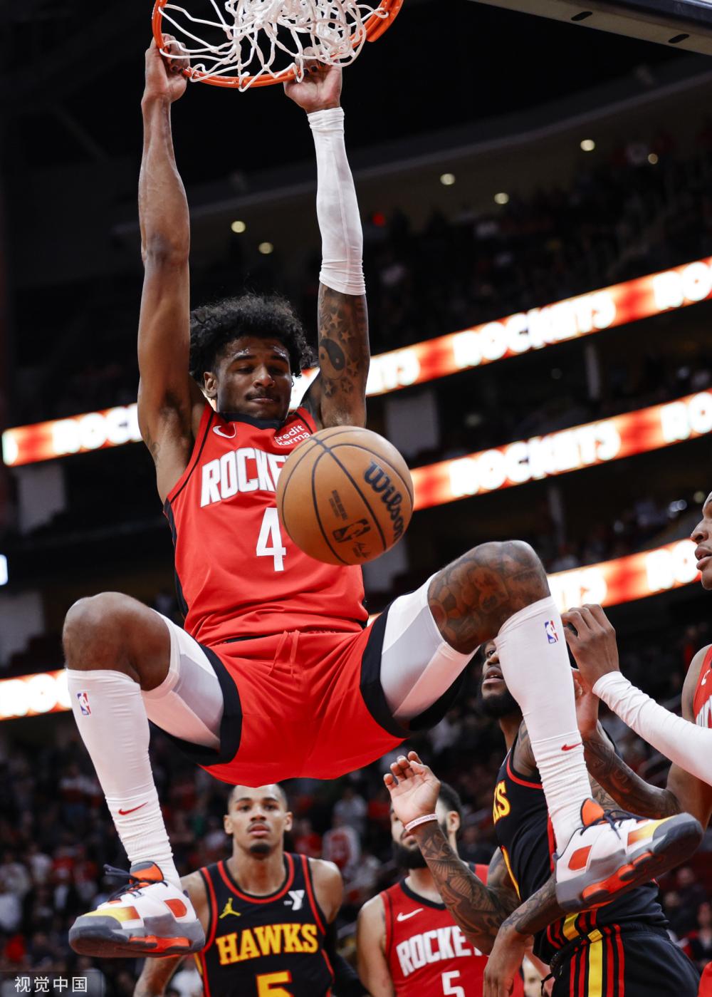 据了优势 据了优势