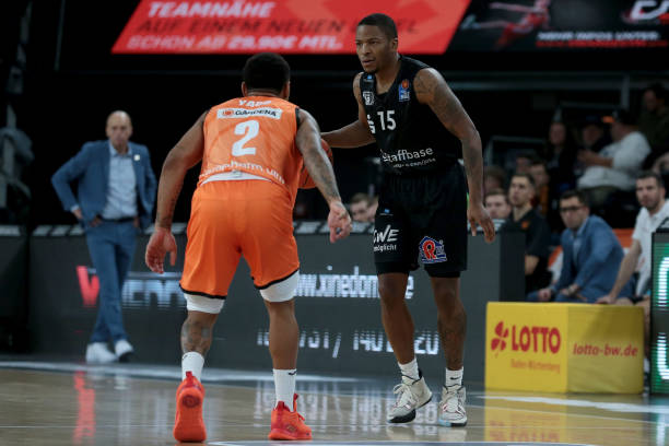 他们面对的 他们面对的