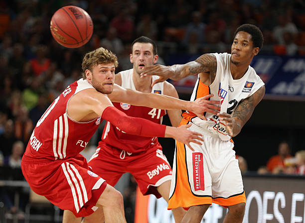 在足球界 在足球界